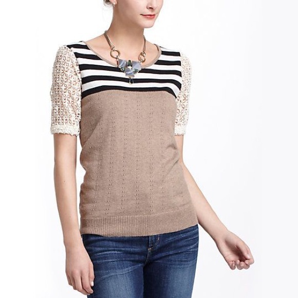 Beautiful knit & lace top - Picture 1 of 6